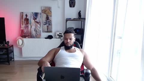 Kingsley online show from March 10, 2:22 pm