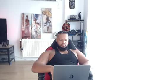 Snapshot of 0_kingsley chatting on June 16, 4:53 pm Kingsley online show from June 16, 4:53 pm