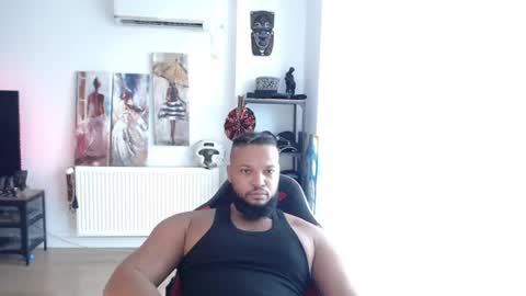 Snapshot of 0_kingsley chatting on June 29, 9:59 am Kingsley online show from June 29, 9:59 am