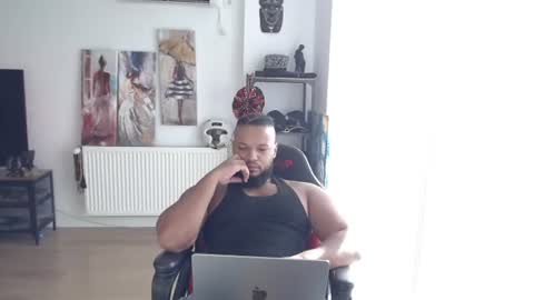Snapshot of 0_kingsley chatting on June 30, 1:34 pm Kingsley online show from June 30, 1:34 pm