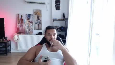 Snapshot of 0_kingsley chatting on July 10, 11:02 am Kingsley online show from July 10, 11:02 am