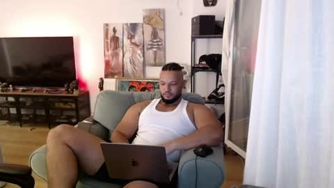 Snapshot of 0_kingsley chatting on July 14, 11:21 pm Kingsley online show from July 14, 11:21 pm