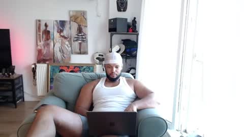 Snapshot of 0_kingsley chatting on July 22, 7:38 pm Kingsley online show from July 22, 7:38 pm