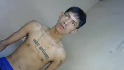 Snapshot of 0cir_asiansatisfy chatting on December 10, 10:16 pm RICK online show from December 10, 10:16 pm