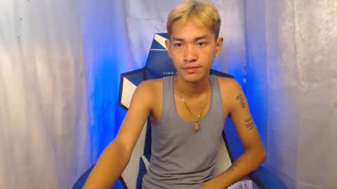 Snapshot of 0cir_asiansatisfy chatting on November 7, 5:29 am RICK online show from November 7, 5:29 am