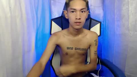 Snapshot of 0cir_asiansatisfy chatting on December 14, 5:51 pm RICK online show from December 14, 5:51 pm
