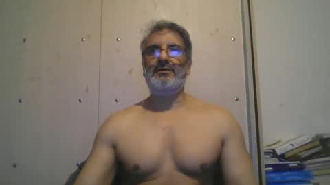 0luvmonkey online show from April 19, 1:49 am