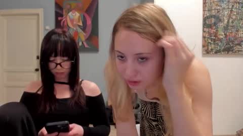 0oo_ooo online show from October 25, 11:32 pm