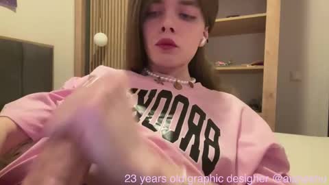 Snapshot of 1000and1nights_ chatting on September 29, 5:07 pm Aishe online show from September 29, 5:07 pm