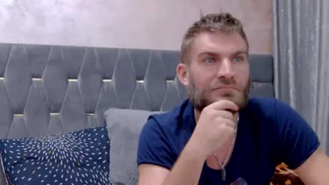 10in_deluxe online show from October 8, 9:51 am