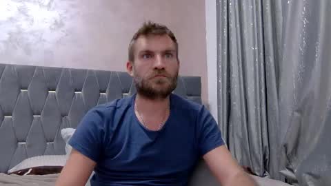 10in_deluxe online show from November 29, 7:39 pm