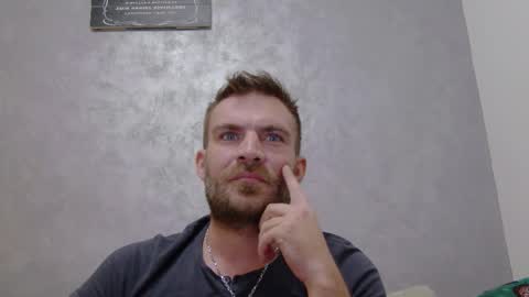 10in_deluxe online show from December 22, 10:40 pm