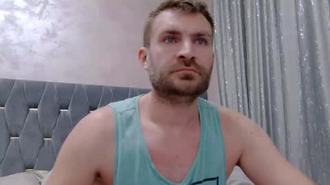 10in_deluxe online show from February 9, 7:12 am