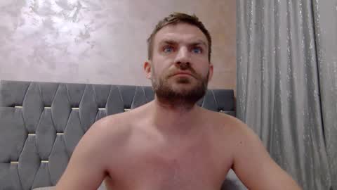 10in_deluxe online show from February 15, 8:57 am