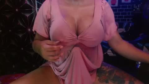  i am trixie im Your Selfsucking Mistress  online show from July 1, 12:56 am