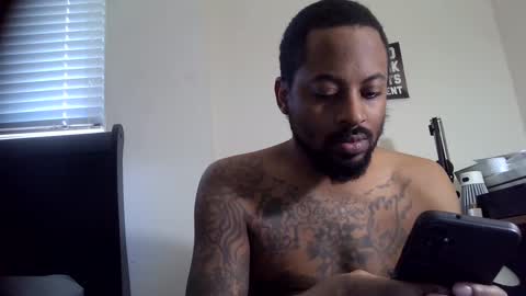 Snapshot of 11inchtattedtrinibad chatting on February 10, 5:09 pm 11inchtattedtrinibad online show from February 10, 5:09 pm