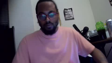 Snapshot of 11inchtattedtrinibad chatting on March 5, 11:27 pm 11inchtattedtrinibad online show from March 5, 11:27 pm