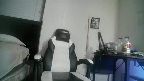 Snapshot of 11inchtattedtrinibad chatting on September 12, 5:18 am 11inchtattedtrinibad online show from September 12, 5:18 am