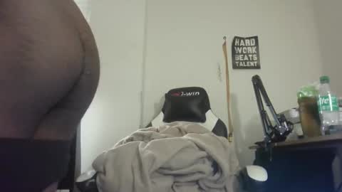 Snapshot of 11inchtattedtrinibad chatting on September 15, 7:25 pm 11inchtattedtrinibad online show from September 15, 7:25 pm