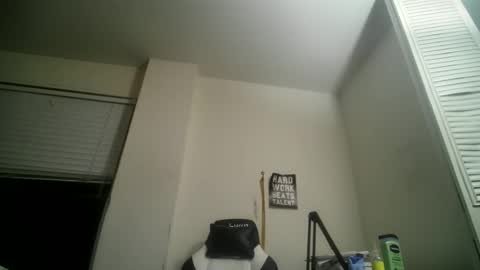 Snapshot of 11inchtattedtrinibad chatting on November 3, 5:52 am 11inchtattedtrinibad online show from November 3, 5:52 am