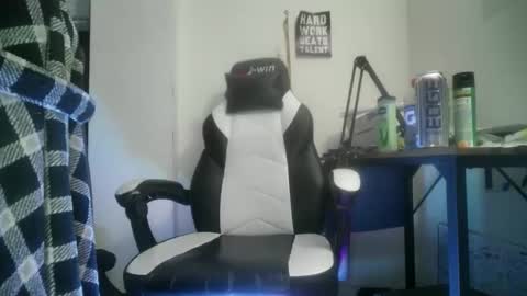 Snapshot of 11inchtattedtrinibad chatting on November 7, 2:44 am 11inchtattedtrinibad online show from November 7, 2:44 am