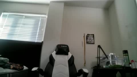 Snapshot of 11inchtattedtrinibad chatting on November 14, 3:00 pm 11inchtattedtrinibad online show from November 14, 3:00 pm