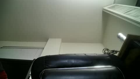 Snapshot of 11inchtattedtrinibad chatting on December 1, 7:46 am 11inchtattedtrinibad online show from December 1, 7:46 am