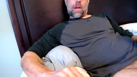 Snapshot of 123h0rny chatting on February 25, 5:15 pm 123h0rny online show from February 25, 5:15 pm