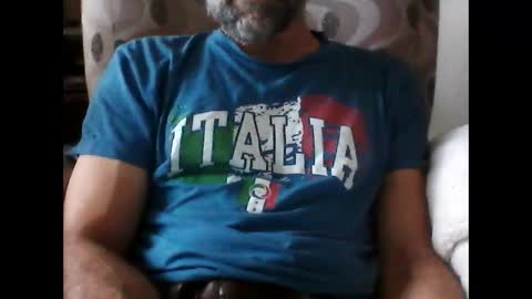 Snapshot of 123h0rny chatting on October 3, 12:51 am 123h0rny online show from October 3, 12:51 am