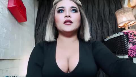 sexy kia online show from May 28, 5:05 am
