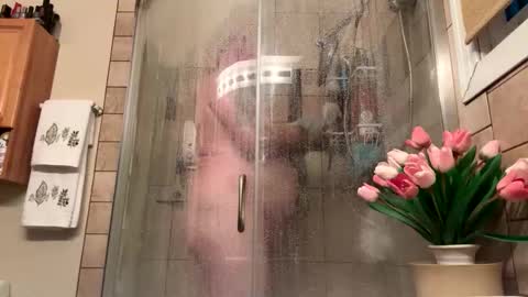 12sil online show from February 26, 1:54 pm