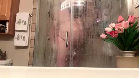 12sil online show from March 19, 12:53 pm