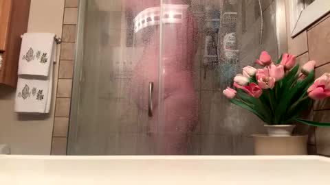 12sil online show from March 23, 12:53 pm