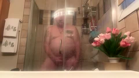 12sil online show from April 20, 12:52 pm