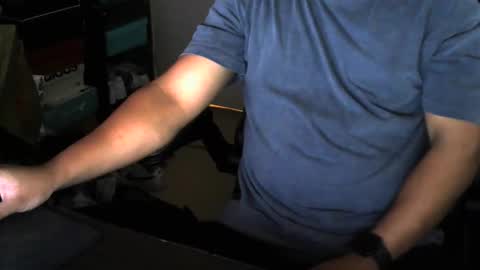 Snapshot of 18oldaussie chatting on February 5, 2:16 am 18oldaussie online show from February 5, 2:16 am