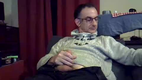 Snapshot of 18remy45 chatting on December 4, 11:57 pm 18remy45 online show from December 4, 11:57 pm