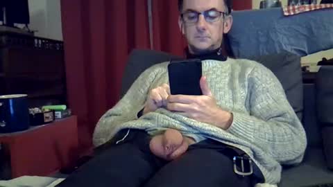 Snapshot of 18remy45 chatting on December 26, 9:26 pm 18remy45 online show from December 26, 9:26 pm