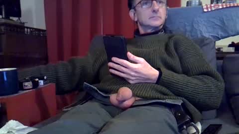 Snapshot of 18remy45 chatting on December 27, 8:18 pm 18remy45 online show from December 27, 8:18 pm