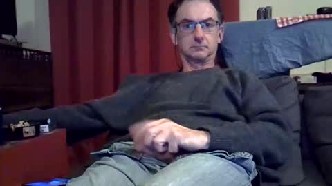 Snapshot of 18remy45 chatting on February 3, 6:28 pm 18remy45 online show from February 3, 6:28 pm