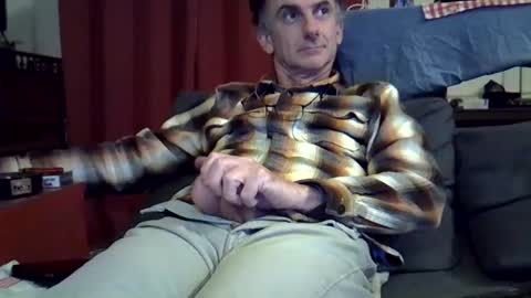 Snapshot of 18remy45 chatting on February 11, 9:35 pm 18remy45 online show from February 11, 9:35 pm