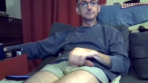 Snapshot of 18remy45 chatting on February 16, 2:43 pm 18remy45 online show from February 16, 2:43 pm