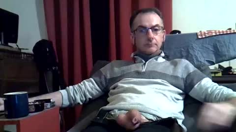 Snapshot of 18remy45 chatting on December 2, 8:37 pm 18remy45 online show from December 2, 8:37 pm