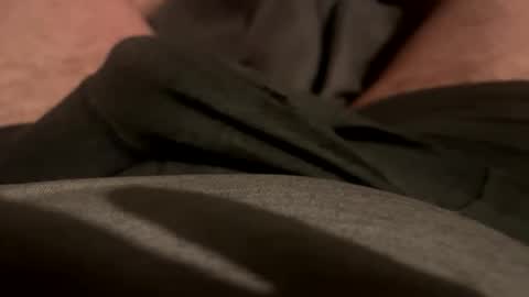 Snapshot of 18ron chatting on November 17, 8:03 pm 18Ron online show from November 17, 8:03 pm