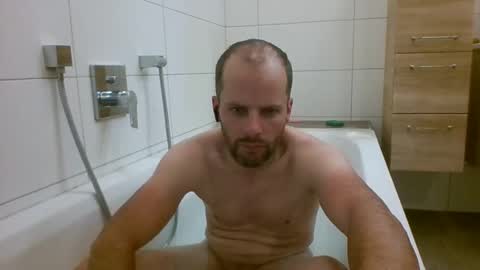 berni online show from October 25, 6:46 pm