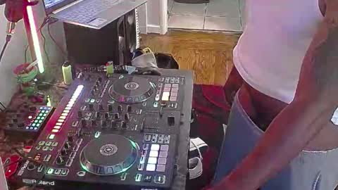 Mr. E the BBC online show from April 13, 12:38 am