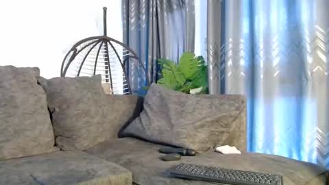 Snapshot of 1_beckah chatting on May 18, 9:15 am beckah online show from May 18, 9:15 am