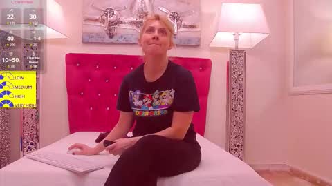 AMANDA online show from February 16, 5:14 am