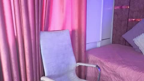 Snapshot of 1anya chatting on November 23, 7:13 pm anya online show from November 23, 7:13 pm