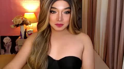 Ekang online show from February 23, 1:42 pm