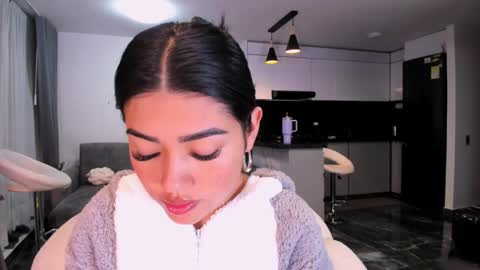 Hello soy bonnie  online show from September 12, 1:49 am